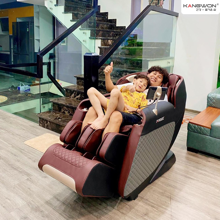 Có Nên Cho Trẻ Sử Dụng Ghế Massage Hay Không